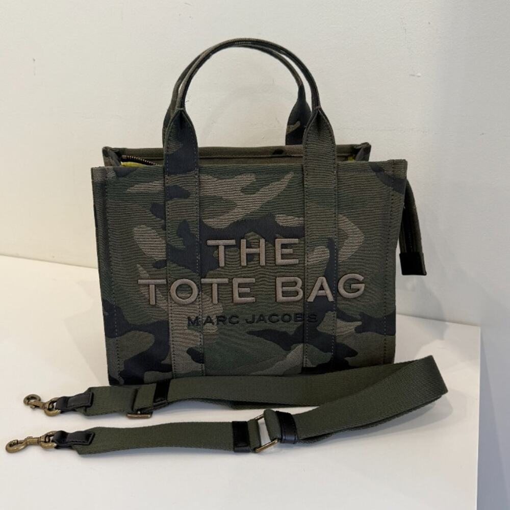 Limited‼️Marc Jacobs The Camo Jacquard Medium Tote Bag 2S4HTT002H03 $325 - Picture 7 of 12